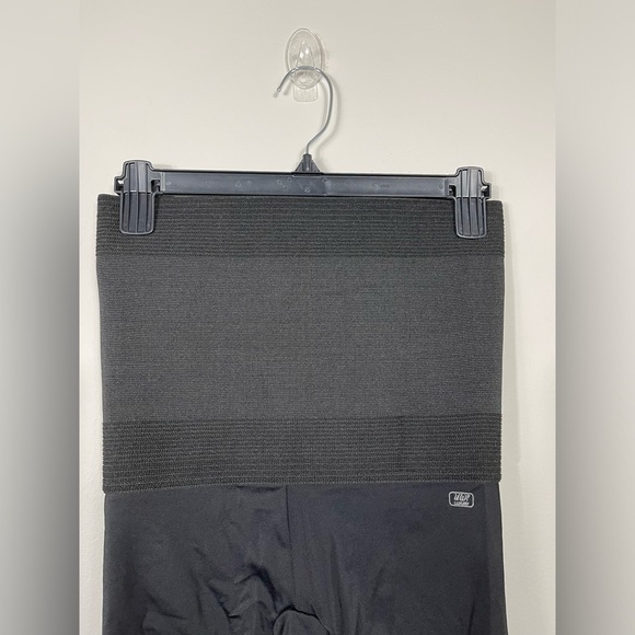 Under Where? Luxury Collection Black Shapewear Size L - Picture 2 of 8